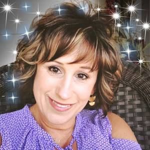 Meet your Posher, Charlotte